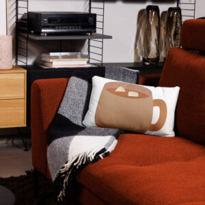 Basic Pillow - Cozy Cup