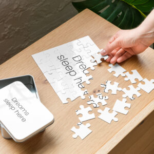 Jigsaw puzzle with tin